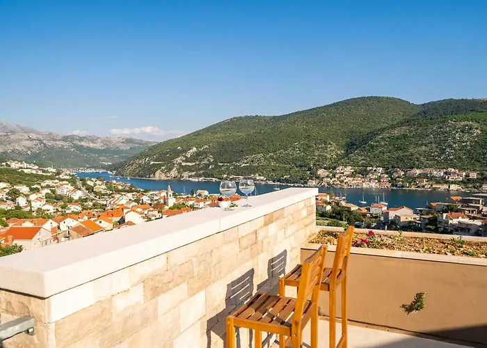 Arcadia - With Terrace And Sea View Apartament