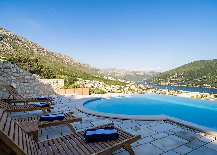 Arcadia - With Terrace And Sea View Apartament *