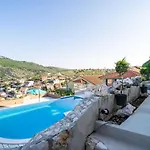 아파트 Arcadia - With Terrace And Sea View